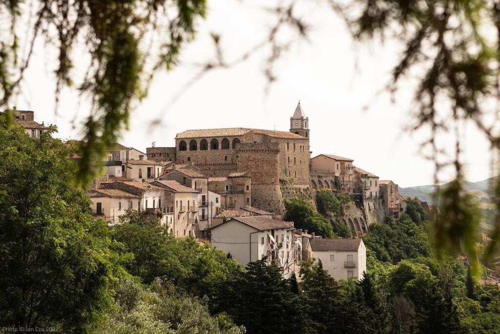 Civita Campomarano Da Nonna Idaヴィラ エクステリア 写真